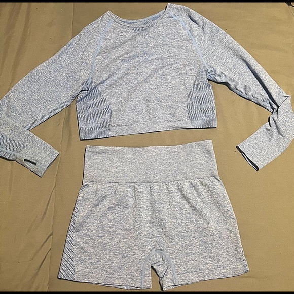 Blue shorts matching set - Picture 2 of 4